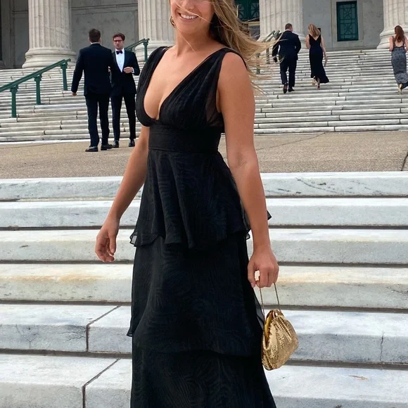 Elegant Black Maxi Dress For Formal Events | Color: Black | Size: 4 | Vbwinne2's Closet